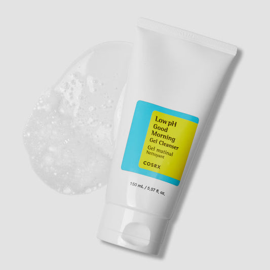 Почистващ гел с ниско pH. Премахва замърсяванията, без да изсушава и поддържа кожния баланс.