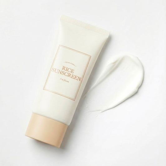 I’m From Rice Sunscreen SPF50+ PA++++ – лек слънцезащитен крем с ориз Yeoju, ниацинамид и хиалуронова киселина за защита, хидратация и сияен тен.