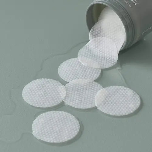 Anua Heartleaf 77 Clear Pad – успокояващи тонер падове със 77% Heartleaf за чувствителна, комбинирана и мазна кожа, себум и неравна текстура.