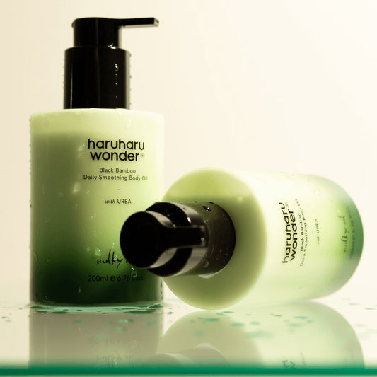 Haruharu Wonder Black Bamboo Daily Soothing Body Oil – леко олио за тяло с черен бамбук и растителни масла за хидратация, мекота и естествен блясък.