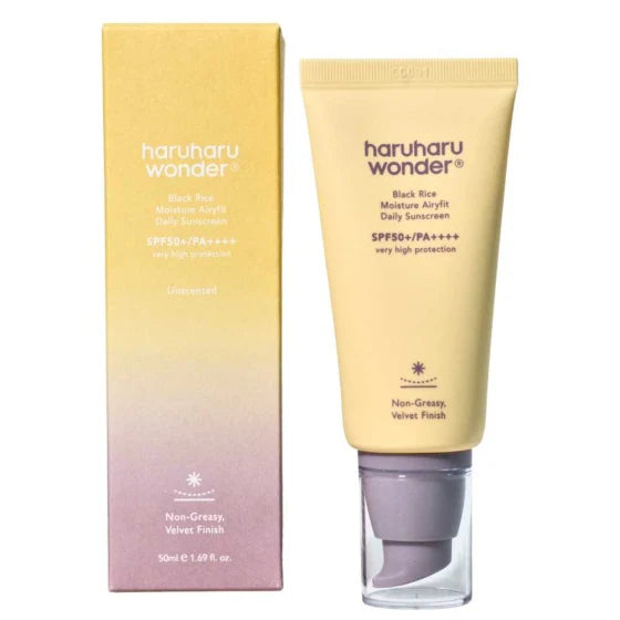Лек корейски слънцезащитен крем Haruharu Wonder SPF50+ PA++++ с черен ориз, ниацинамид и серамид NP. Без бял филм, немазен завършек, подходящ за ежедневна употреба.