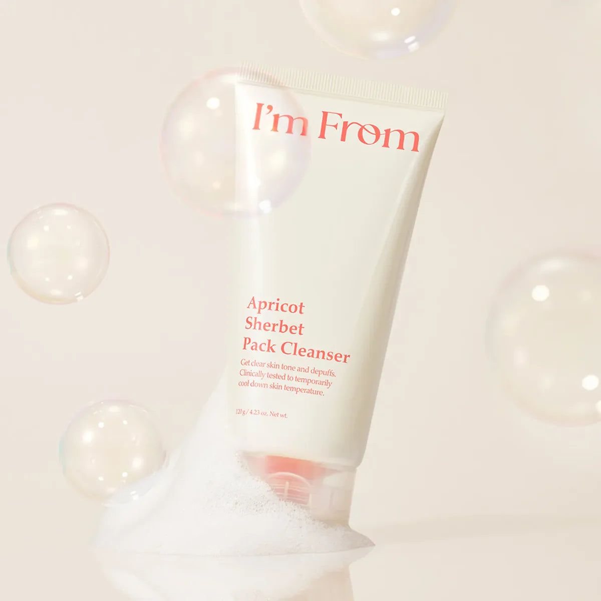I’m From Apricot Sherbet Pack Cleanser – почистващ продукт с кайсия, салицилова киселина, ниацинамид и витамин C за гладка и свежа кожа.