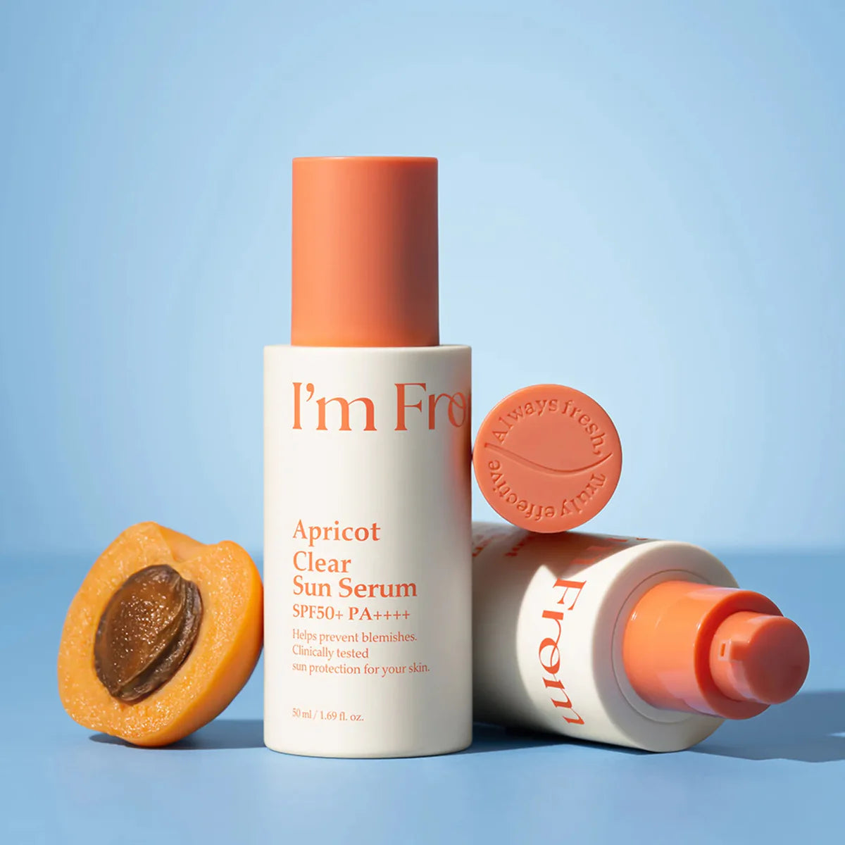 I’m From Apricot Clear Sun Serum SPF50+ PA++++ – лек SPF серум с кайсия, ниацинамид, хиалуронова киселина и витамин C за защита и сияен тен.