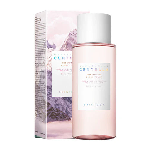 SKIN1004 Poremizing Clear Toner почиства порите, регулира себума и изглажда текстурата с AHA, BHA и центела. Подходящ за мазна и комбинирана кожа.