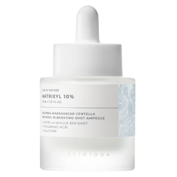 SKIN1004 Matrixyl Ampoule изглажда линии, стяга и хидратира кожата. С пептиди и центела за по-плътна и гладка кожа.